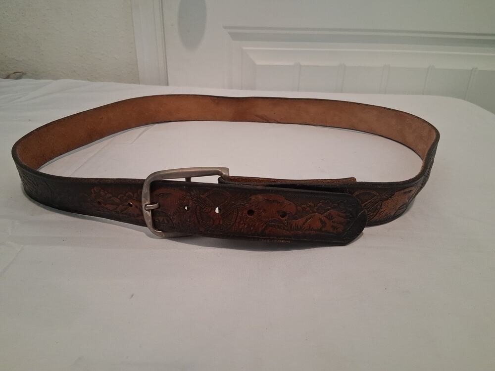Vintage Tooled Leather Belt American Bald Eagle Mountain Scene Western Sz 42 44